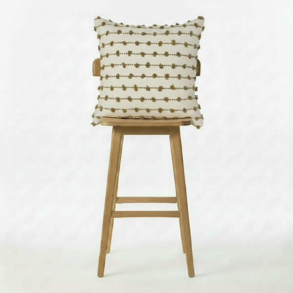 SCU010J Jute bobbles - full stool visible