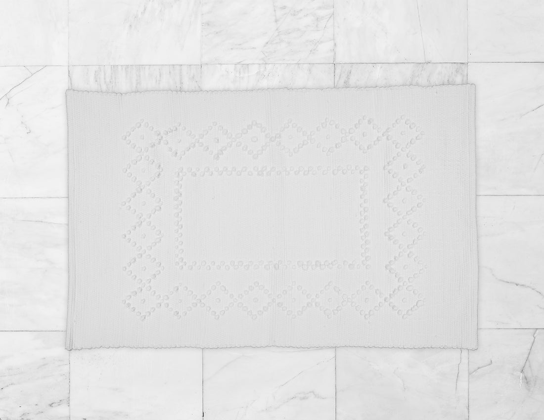 Handwoven Rag Rug White with Diamond Pattern Amelia Jackson Online